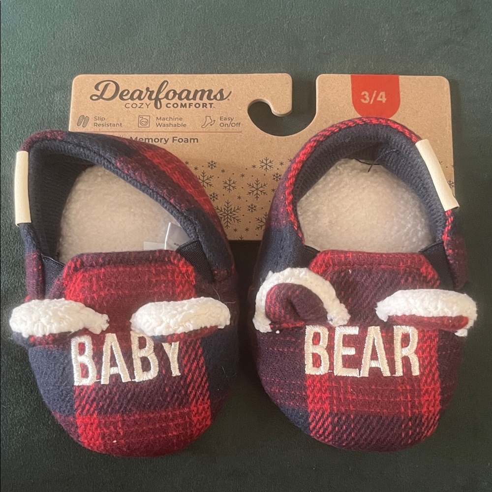 NWT Dearfoams Red Plaid Baby Bear Slippers